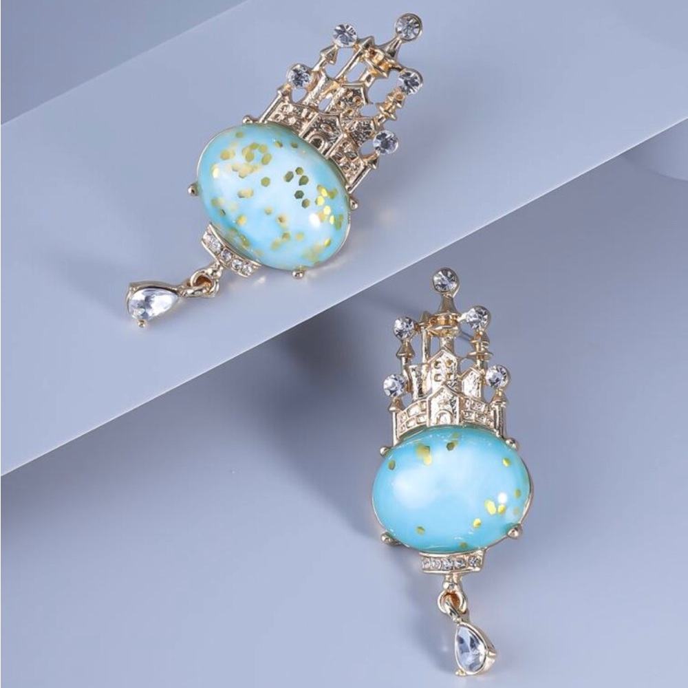 “Auroras Castle” Sleeping Beauty Disney Princess Magic Blue Globe Glitter Dangle - Picture 12 of 16